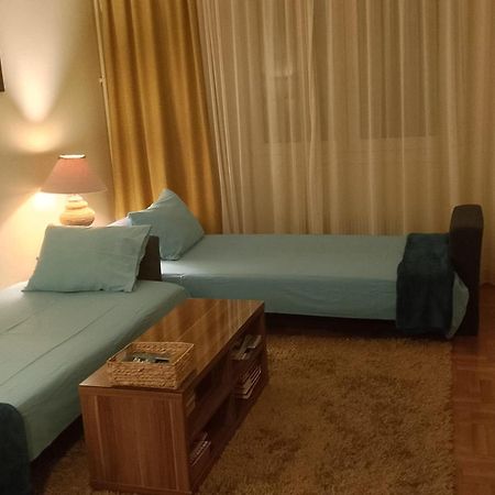 Anna'S Flat Apartment Волос Екстериор снимка